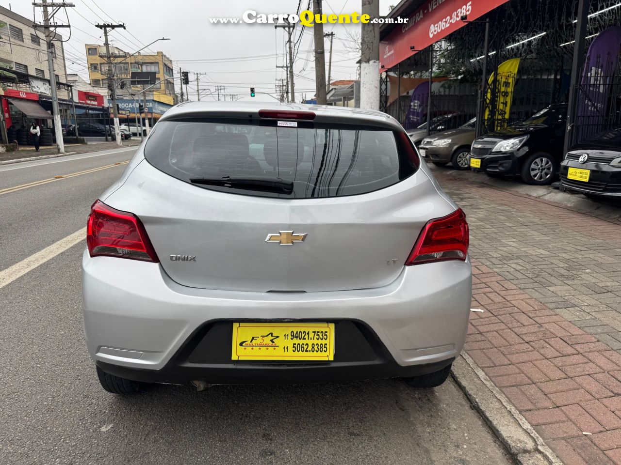 CHEVROLET   ONIX HATCH LT 1.0 8V FLEXPOWER 5P MEC.   PRATA 2019 1.0 FLEX - Loja