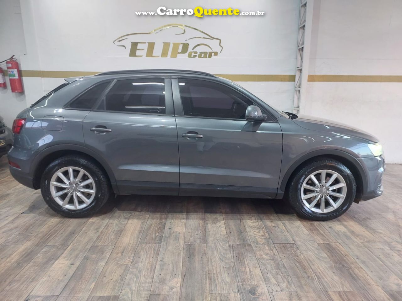AUDI   Q3 1.4 TFSITFSI FLEX S-TRONIC 5P   CINZA 2017 1.4 GASOLINA - Loja