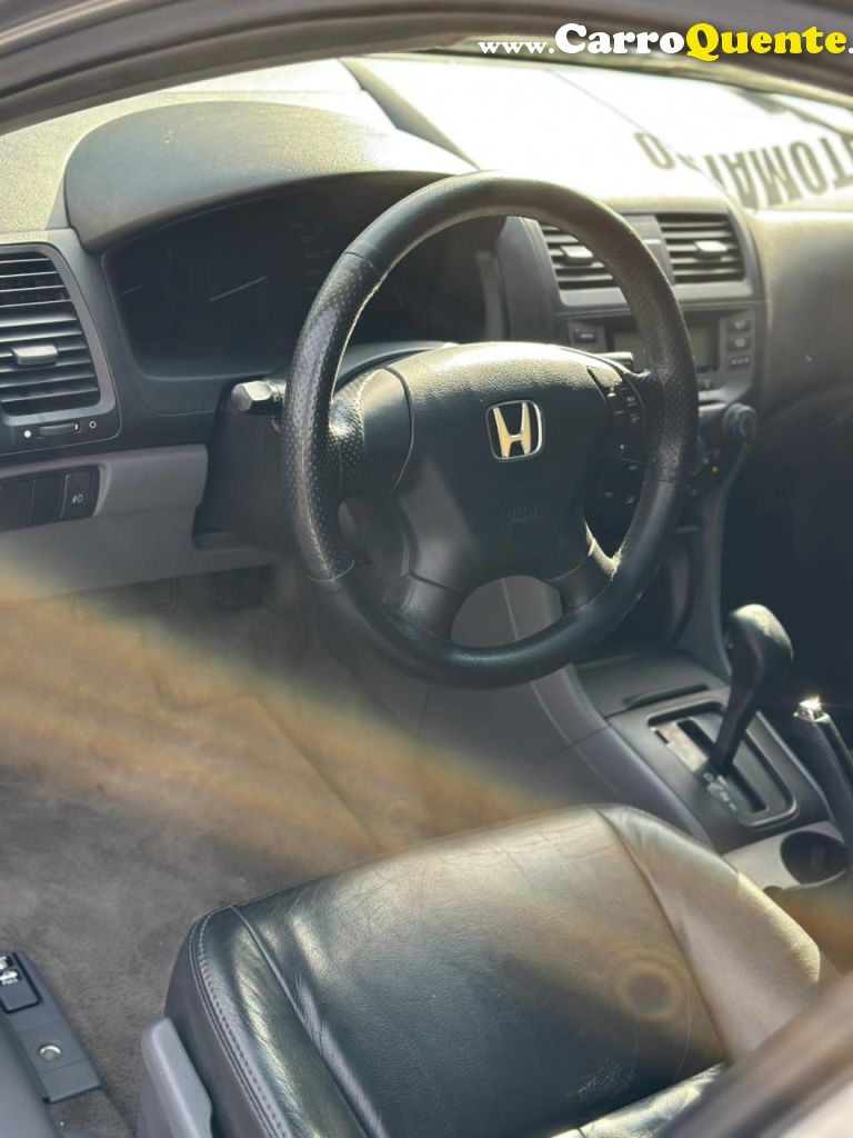 HONDA   ACCORD SEDAN LX 2.0 16V 150156CV AUT.   PRATA 2006 2.0 GASOLINA - Loja
