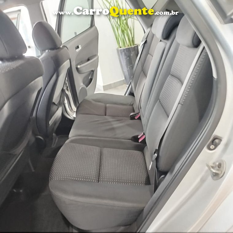 Hyundai I30 2.0 MPFI GLS 16V GASOLINA 4P AUTOMÁTICO - Loja
