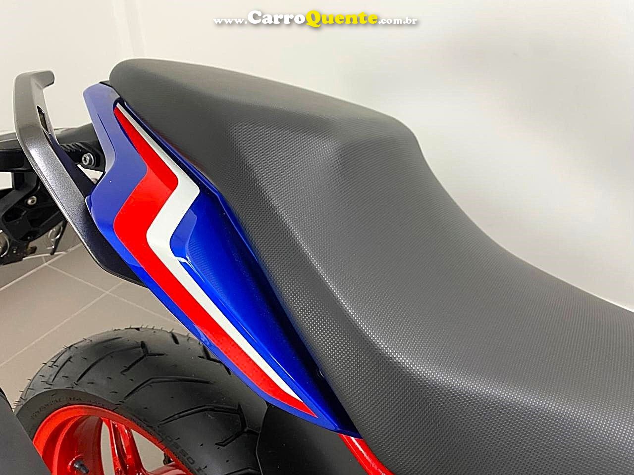 BMW G 310 R ABS 2025 - Loja