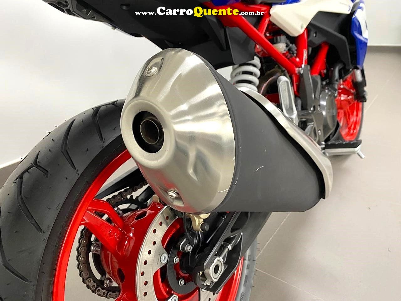 BMW G 310 R ABS 2025 - Loja