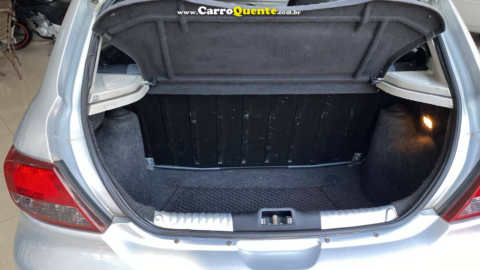 VOLKSWAGEN GOL 1.6 MI POWER 8V 2013 - Loja
