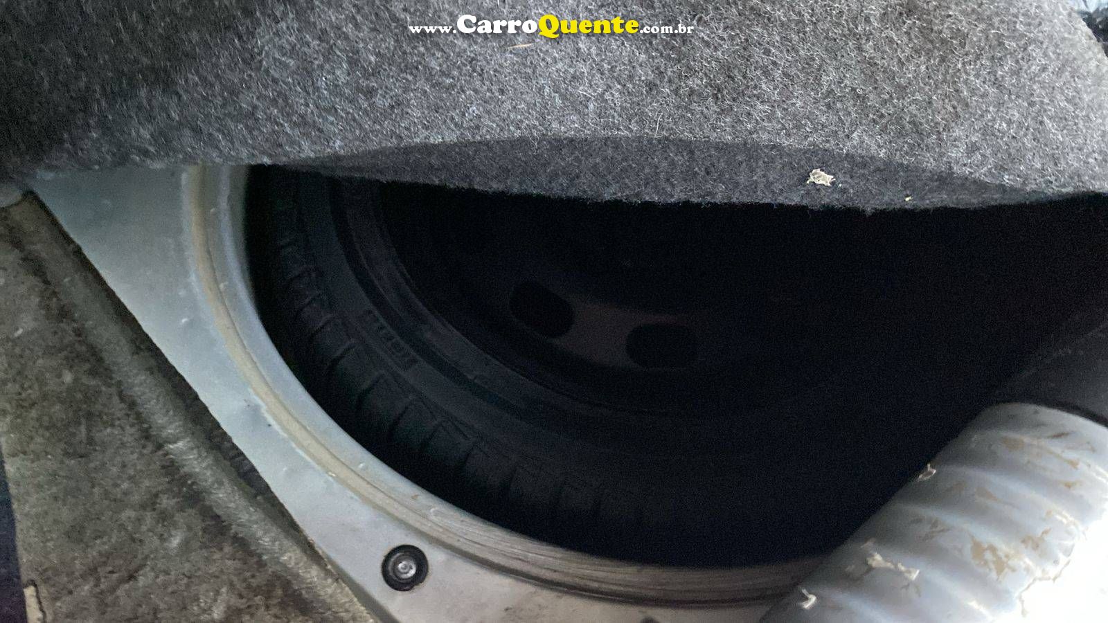 VOLKSWAGEN GOL 1.6 MI POWER 8V 2013 - Loja
