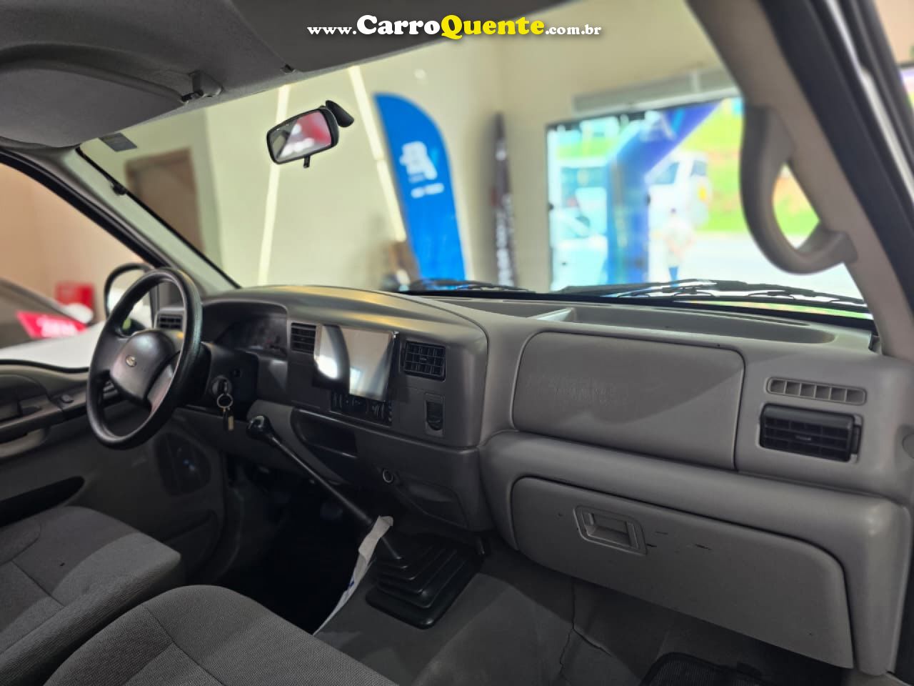 FORD   F-250 XL 4.2 TURBO DIESEL   PRATA 2001 4.2 DIESEL - Loja