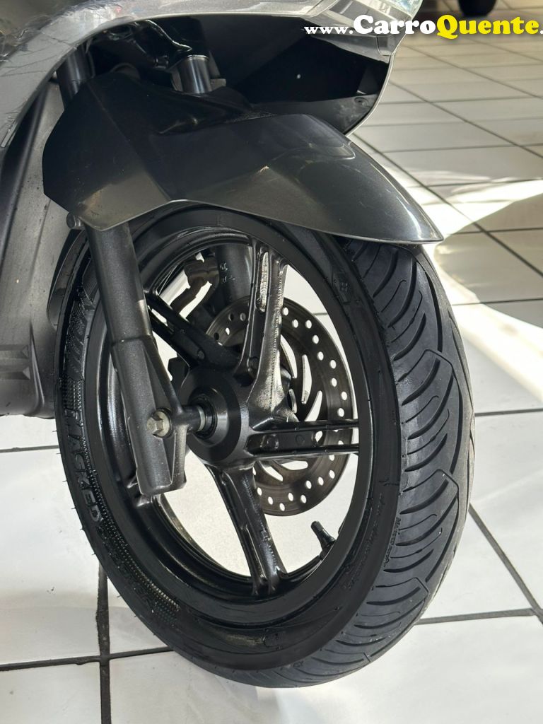 HONDA   PCX 150DLX   CINZA 2017 0 GASOLINA - Loja