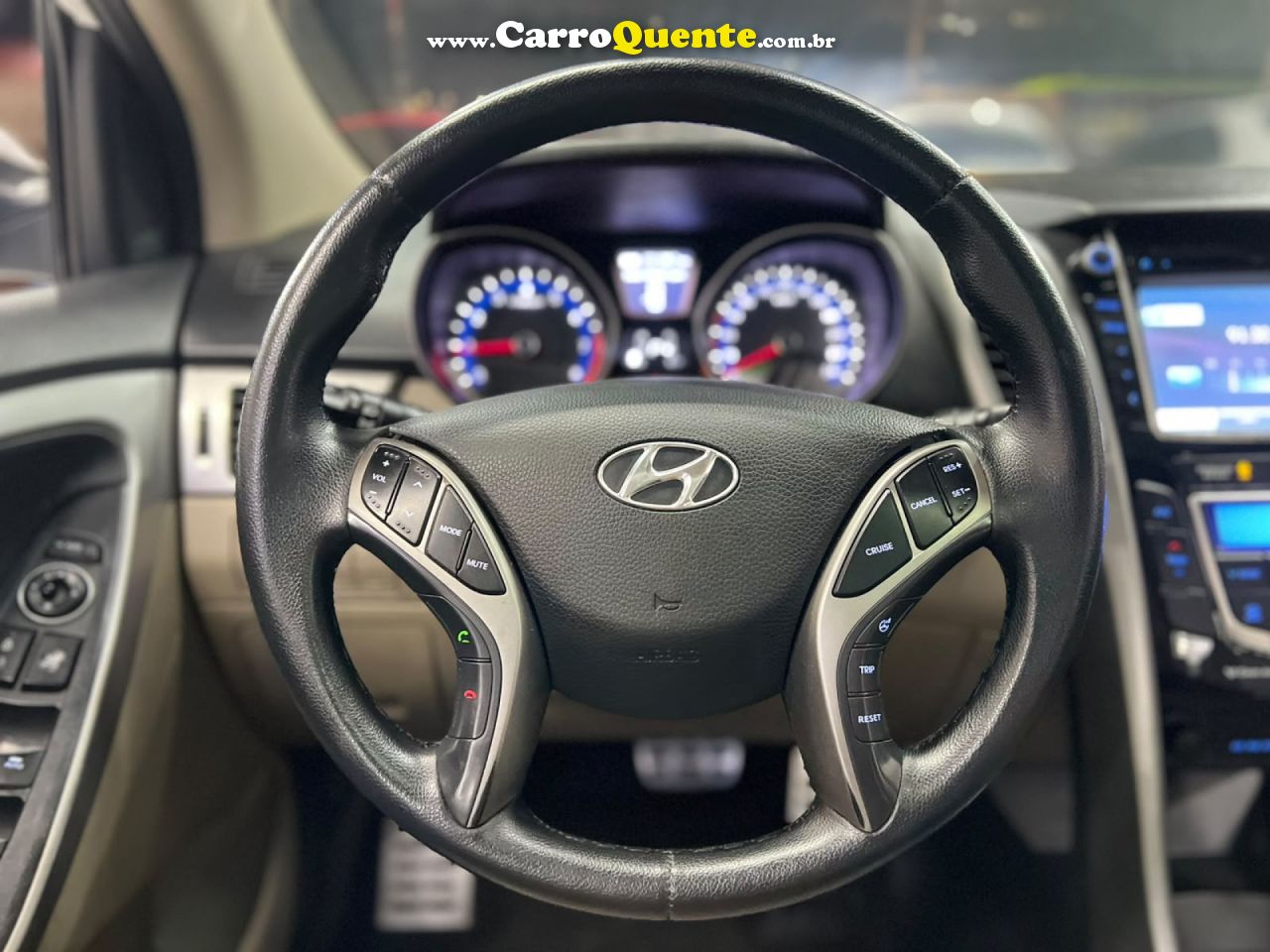 HYUNDAI   I30 SERIE LIMITADA 1.8 16V AUT. 5P   BRANCO 2015 1.8 GASOLINA - Loja