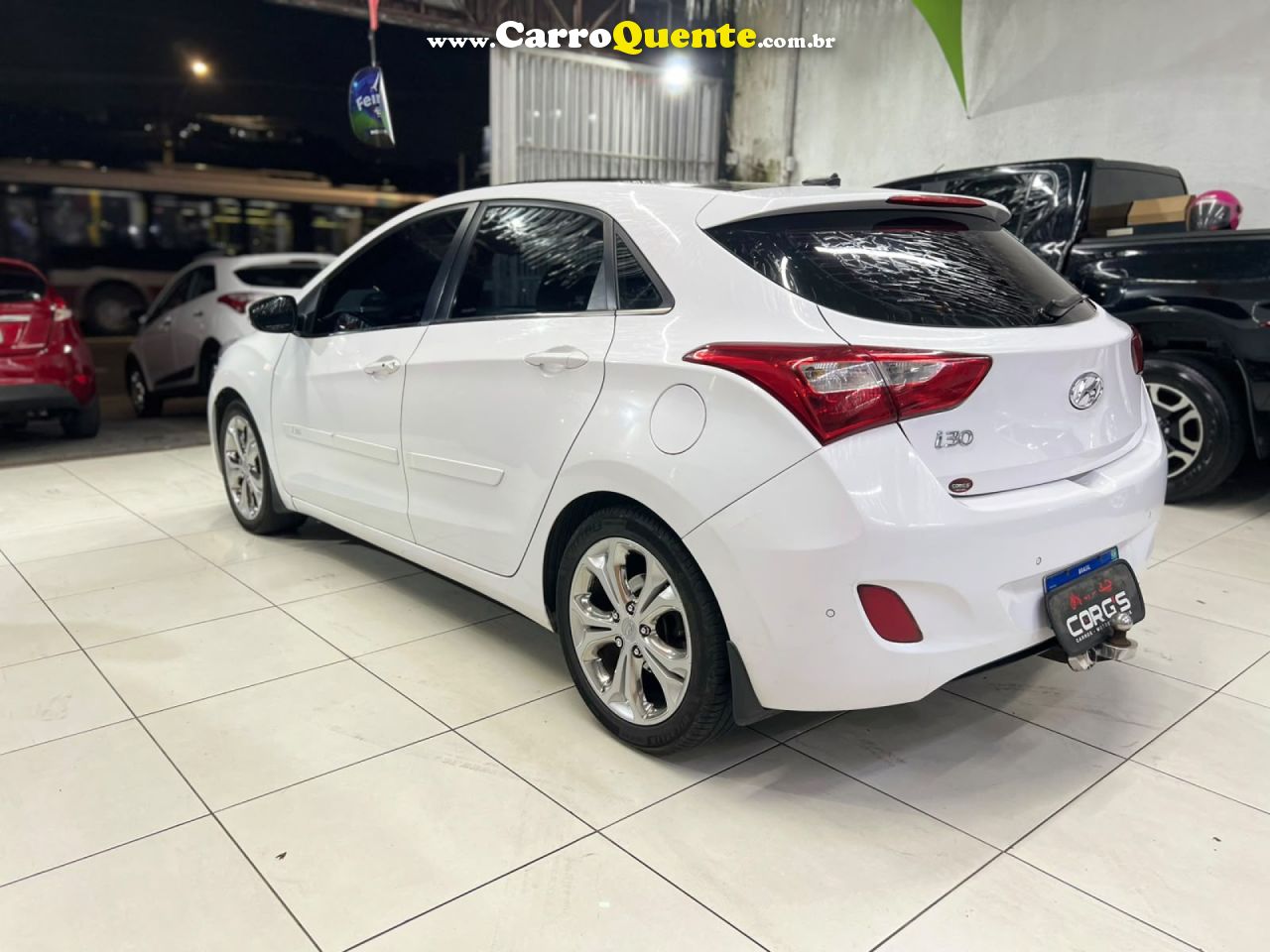 HYUNDAI   I30 SERIE LIMITADA 1.8 16V AUT. 5P   BRANCO 2015 1.8 GASOLINA - Loja
