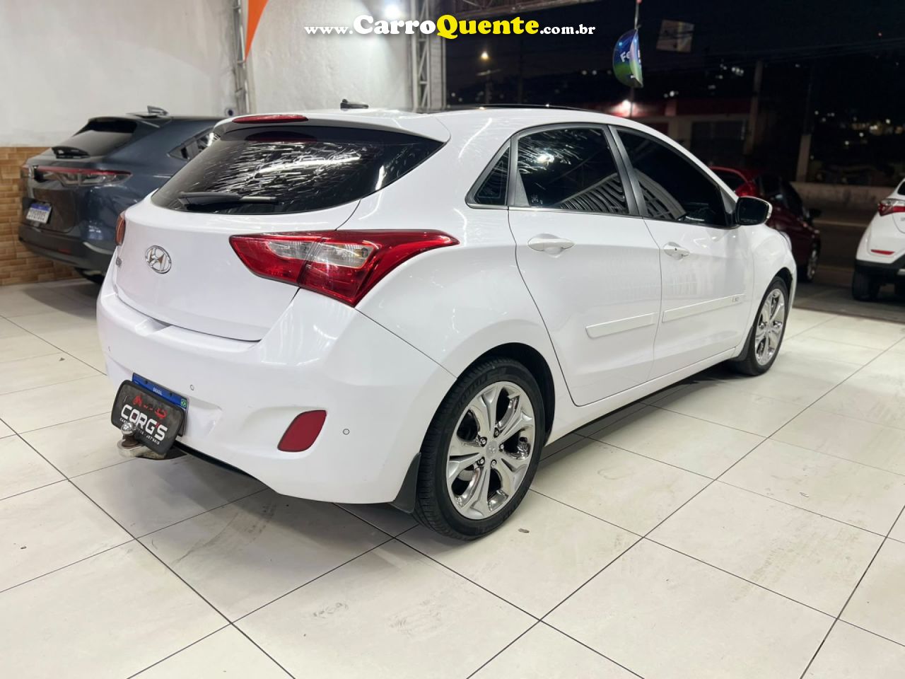 HYUNDAI   I30 SERIE LIMITADA 1.8 16V AUT. 5P   BRANCO 2015 1.8 GASOLINA - Loja