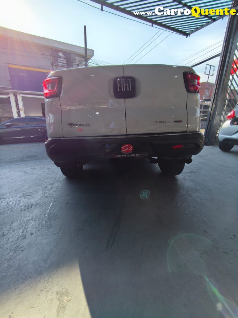 FIAT   TORO FREEDOM 2.0 16V 4X4 DIESEL AUT.   BRANCO 2019 2.0 DIESEL - Loja
