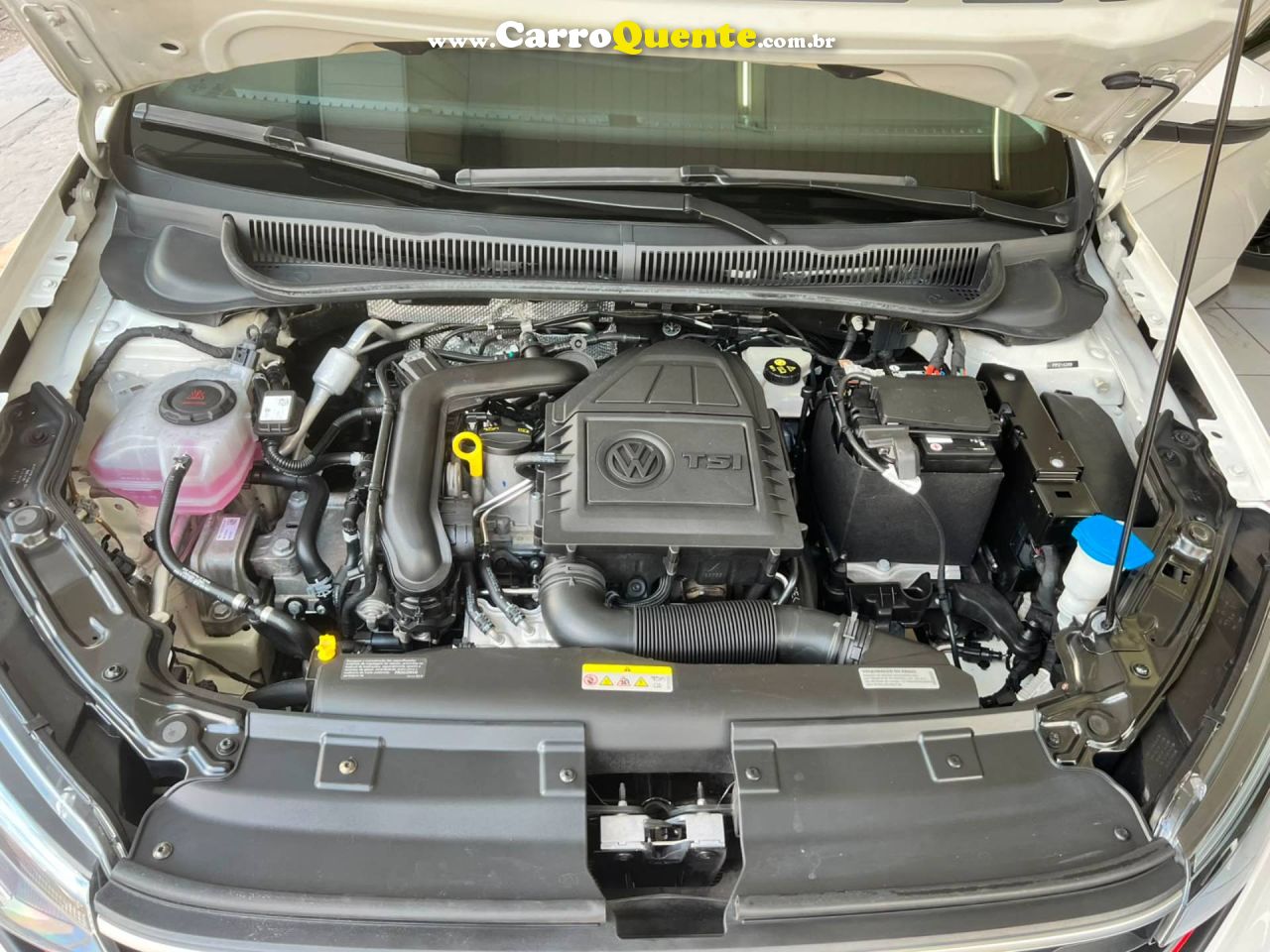 VOLKSWAGEN NIVUS 1.0 200 TSI TOTAL COMFORTLINE 2023 - Loja