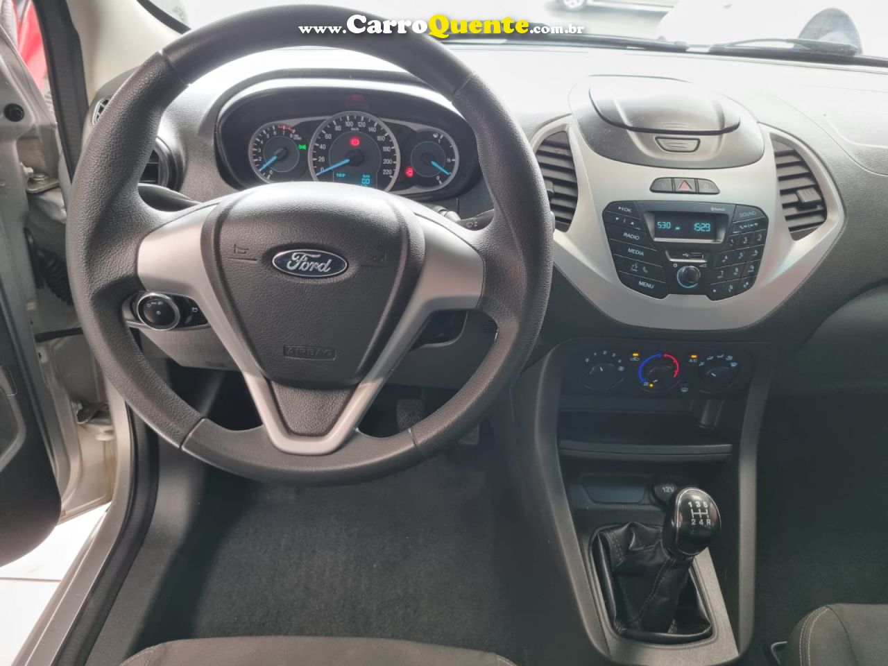 FORD   KA 1.0 SESE PLUS TIVCT FLEX 5P   PRATA 2018 1.0 FLEX - Loja