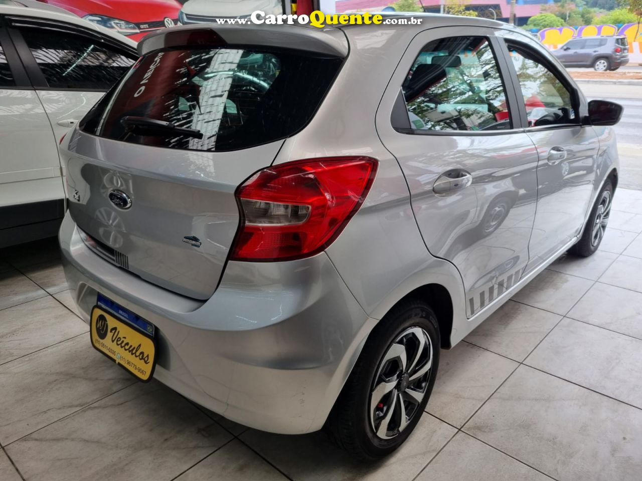 FORD   KA 1.0 SESE PLUS TIVCT FLEX 5P   PRATA 2018 1.0 FLEX - Loja