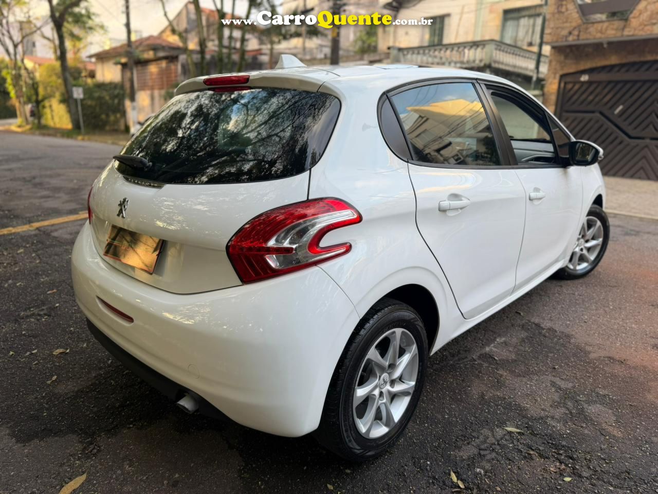 PEUGEOT   208 ALLURE 1.5 FLEX 8V 5P   BRANCO 2013 1.5 FLEX - Loja
