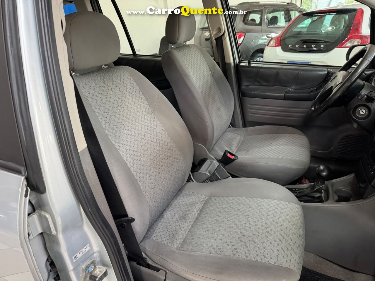 Zafira Elite 2.0 (Flex) (Aut) 2010/2009 Chevrolet - Loja