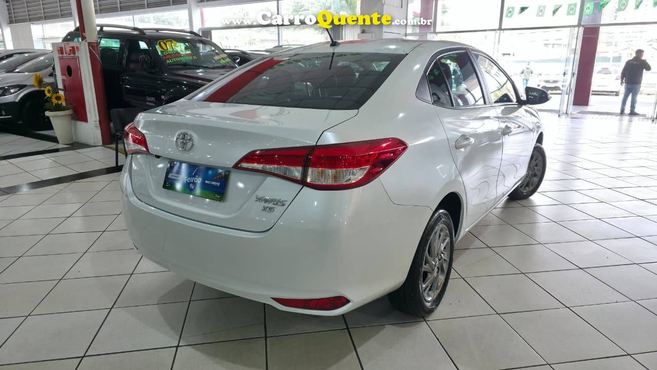 TOYOTA YARIS 1.5 16V SEDAN XS CONNECT MULTIDRIVE 2023 - Loja