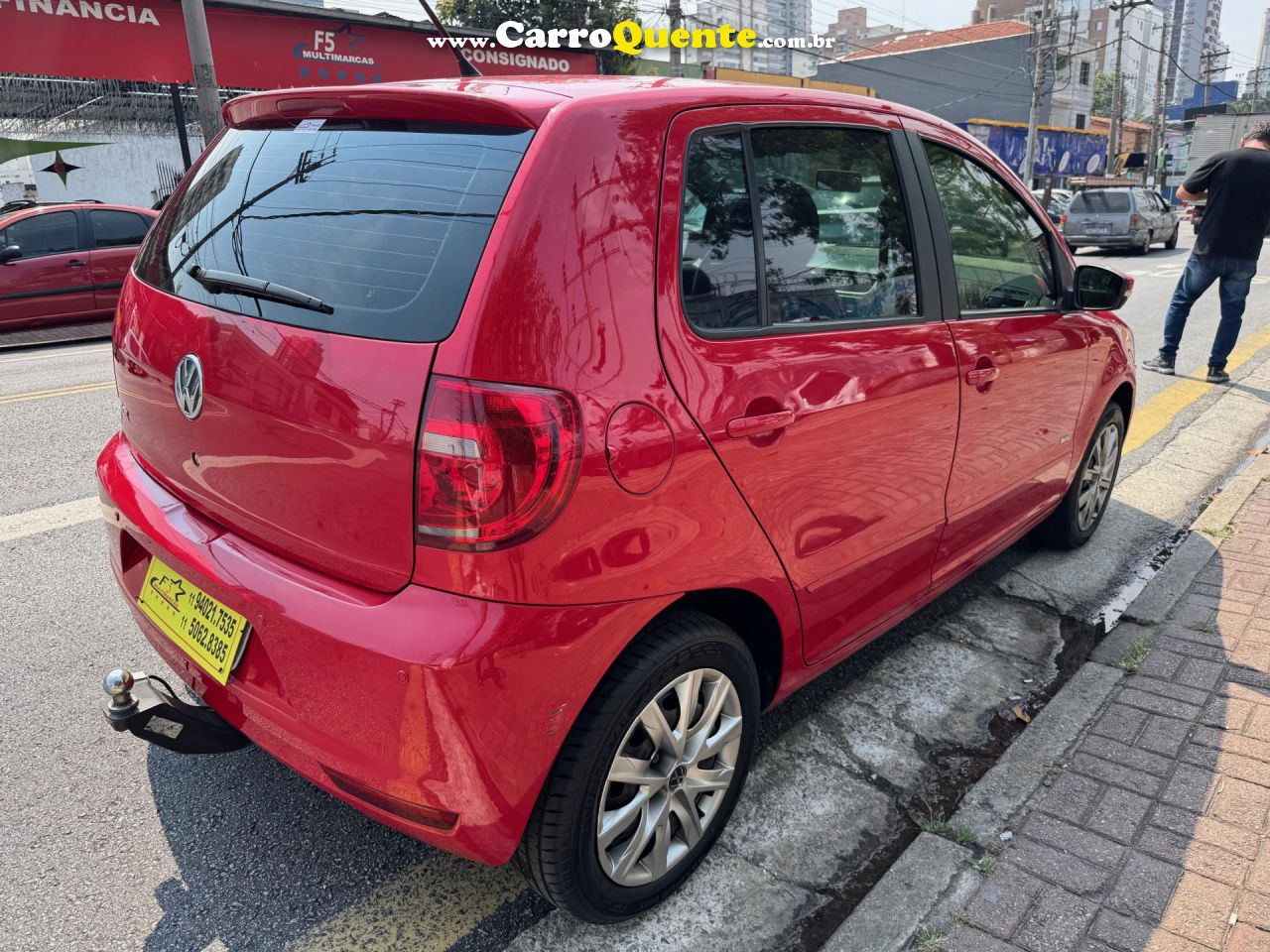VOLKSWAGEN   FOX 1.0 MI TOTAL FLEX 8V 5P   VERMELHO 2013 1.0 FLEX - Loja