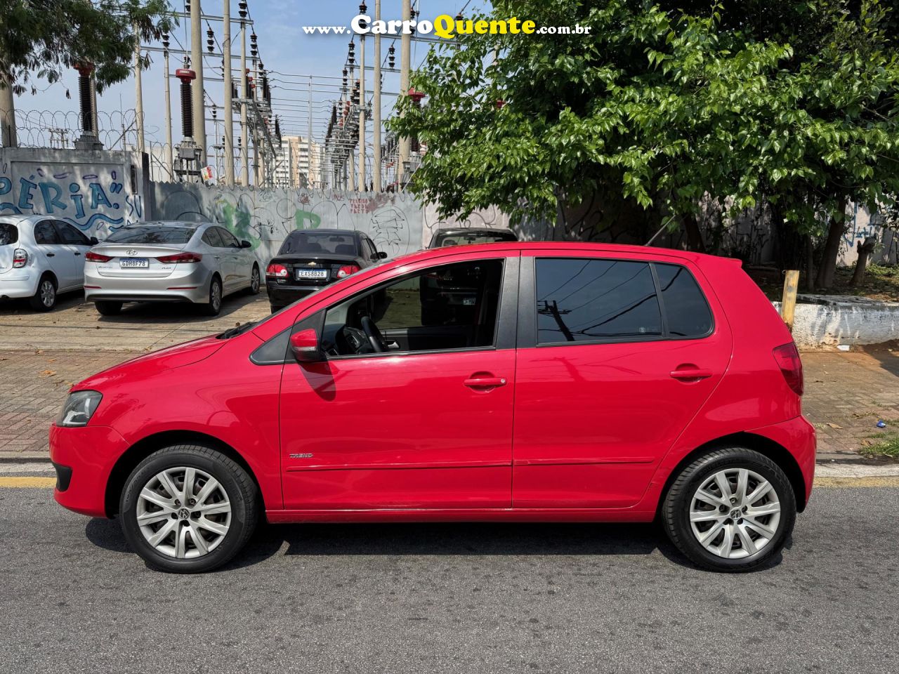 VOLKSWAGEN   FOX 1.0 MI TOTAL FLEX 8V 5P   VERMELHO 2013 1.0 FLEX - Loja