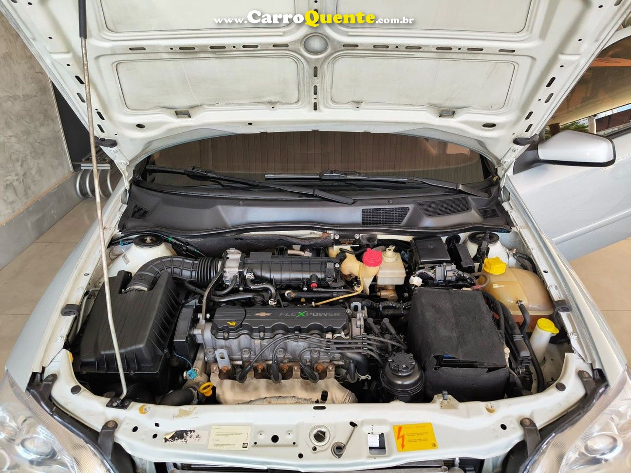 CHEVROLET ASTRA 2.0 MPFI ADVANTAGE 8V 2010/2011 - Loja