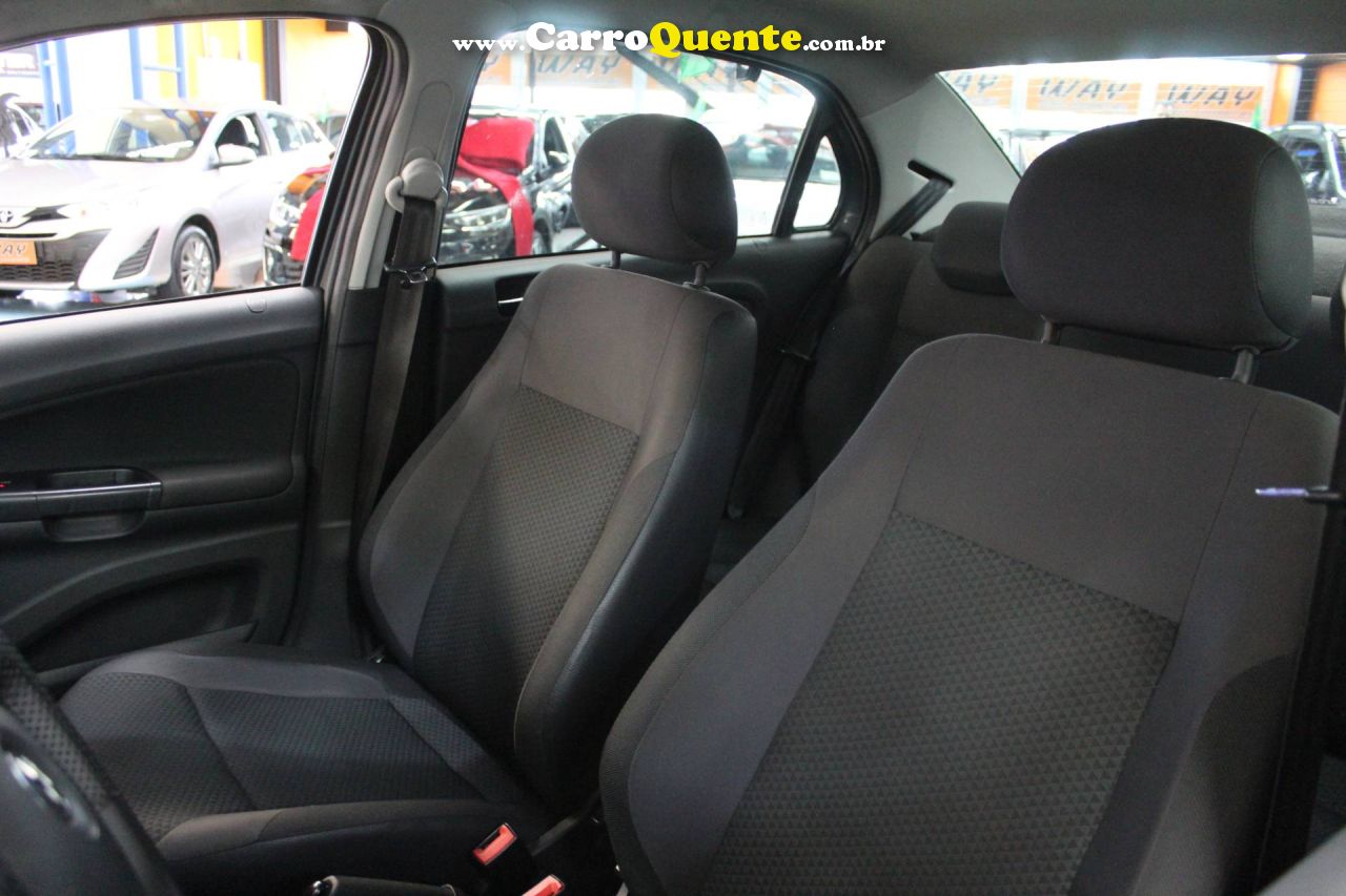VOLKSWAGEN VOYAGE 1.0 12V MPI TOTALFLEX 2023 - Loja