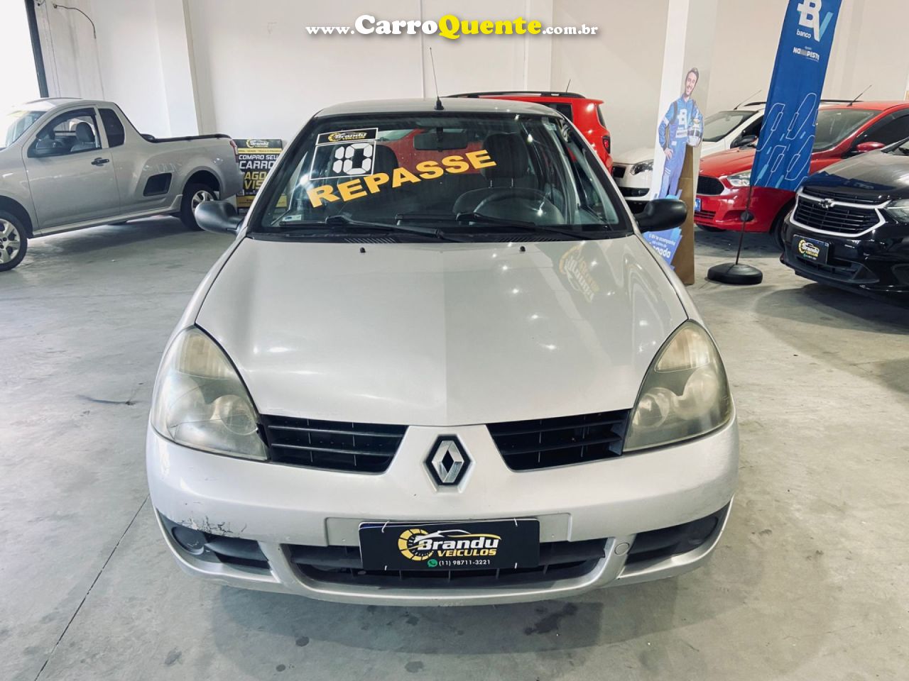RENAULT   CLIO CAMPUS HI-FLEX 1.0 16V 5P   PRATA 2010 1.0 GASOLINA - Loja