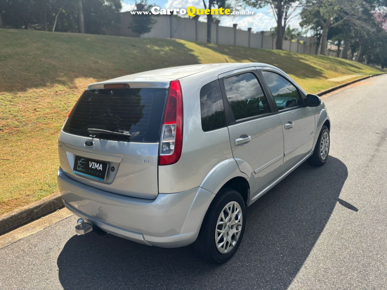FORD   FIESTA 1.6 8V FLEXCLASS 1.6 8V FLEX 5P   PRATA 2009 1.6 FLEX - Loja