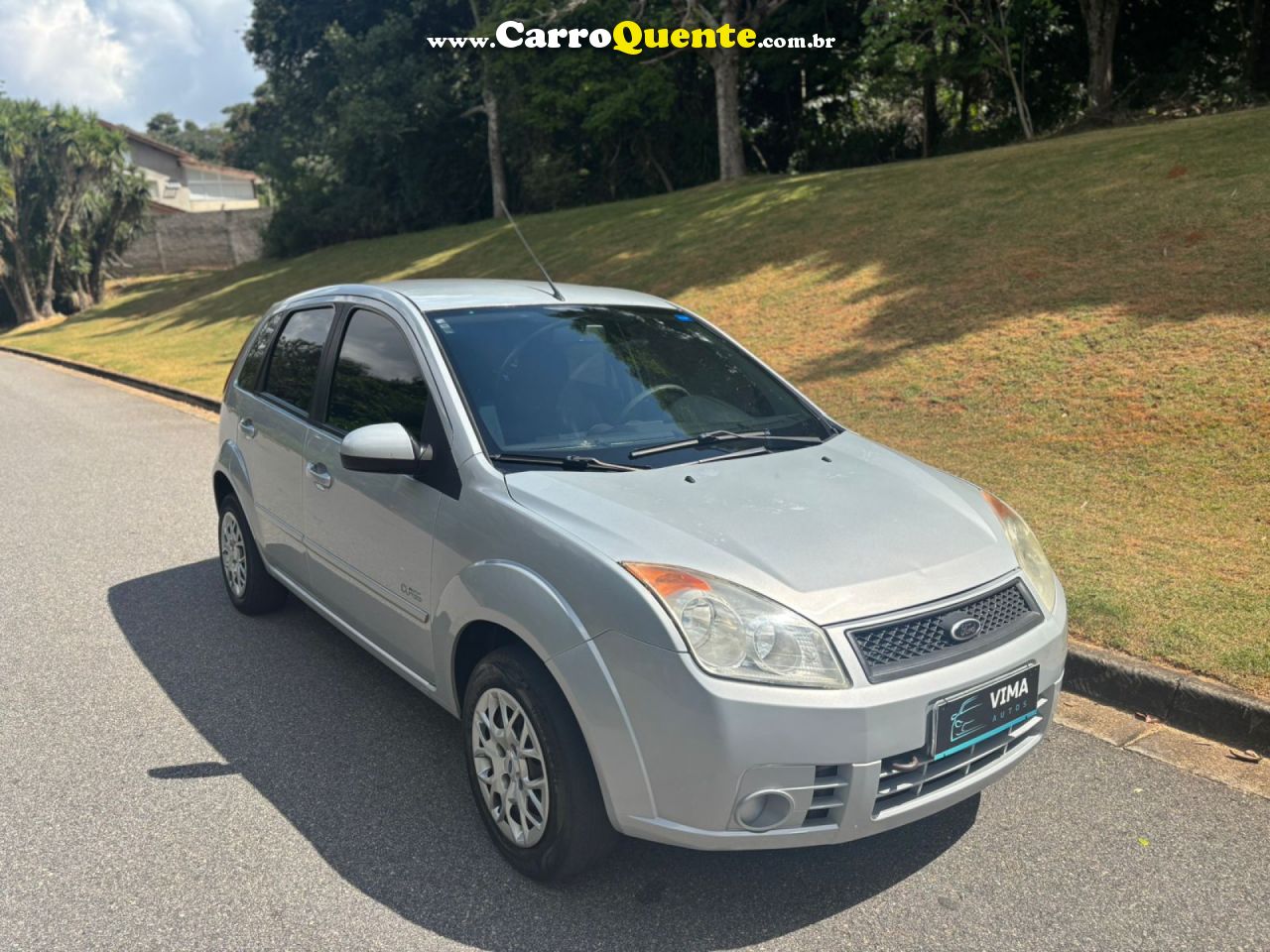 FORD   FIESTA 1.6 8V FLEXCLASS 1.6 8V FLEX 5P   PRATA 2009 1.6 FLEX - Loja