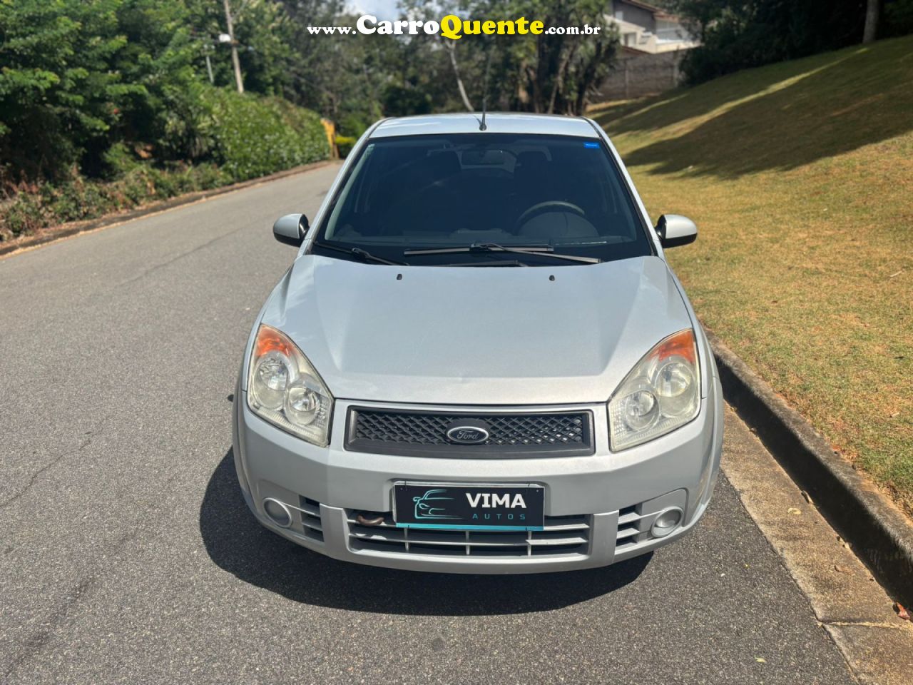 FORD   FIESTA 1.6 8V FLEXCLASS 1.6 8V FLEX 5P   PRATA 2009 1.6 FLEX - Loja