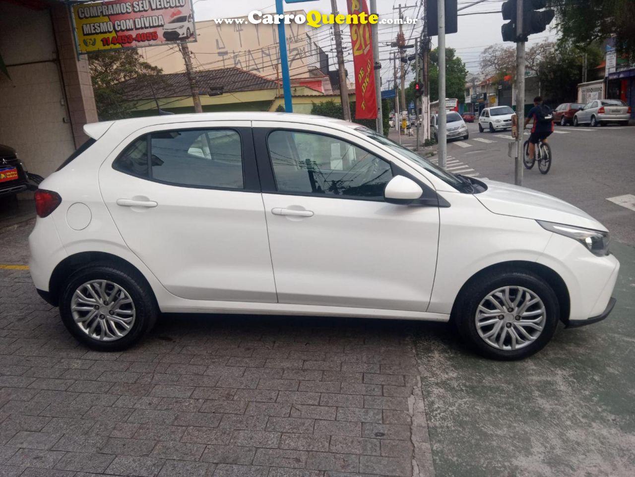 FIAT   ARGO DRIVE 1.0 6V FLEX   BRANCO 2024 1.0 FLEX - Loja