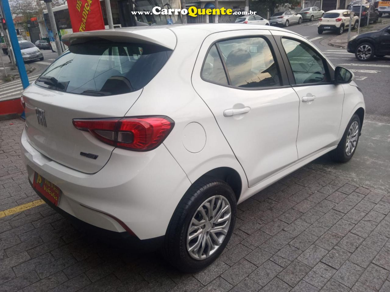 FIAT   ARGO DRIVE 1.0 6V FLEX   BRANCO 2024 1.0 FLEX - Loja