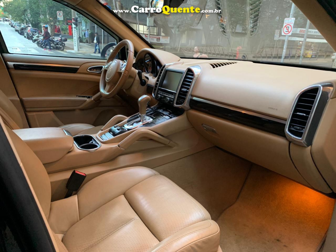 PORSCHE   4.8 S 4X4 V8 32V GASOLINA 4P TIPTRONIC   PRETO 2013 4.5 GASOLINA - Loja