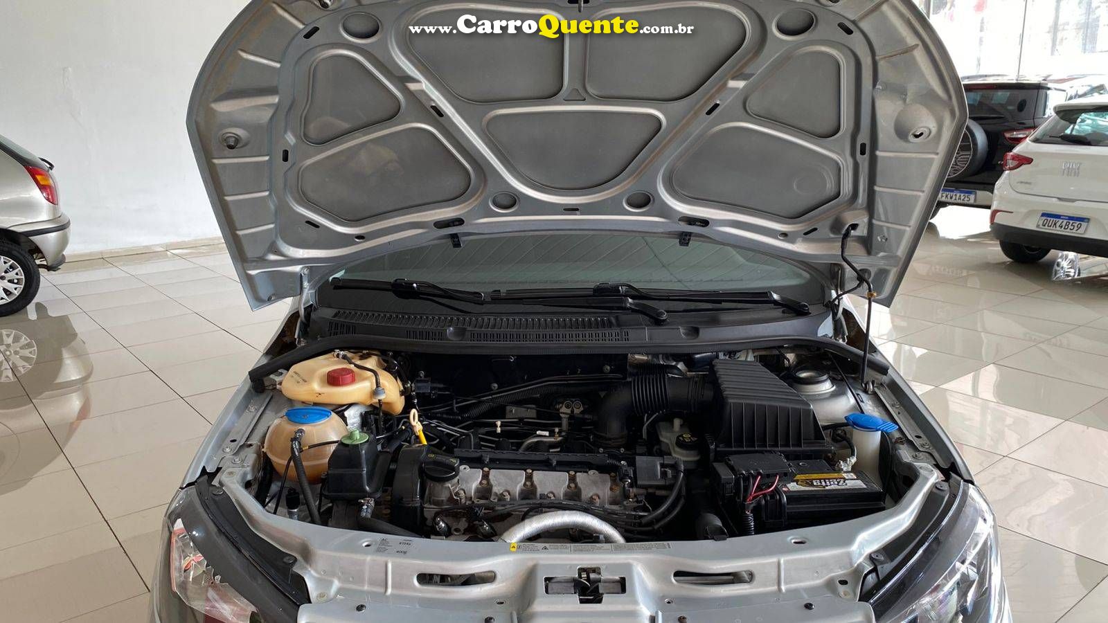 VOLKSWAGEN VOYAGE 1.6 MSI TOTALFLEX COMFORTLINE 2017 - Loja