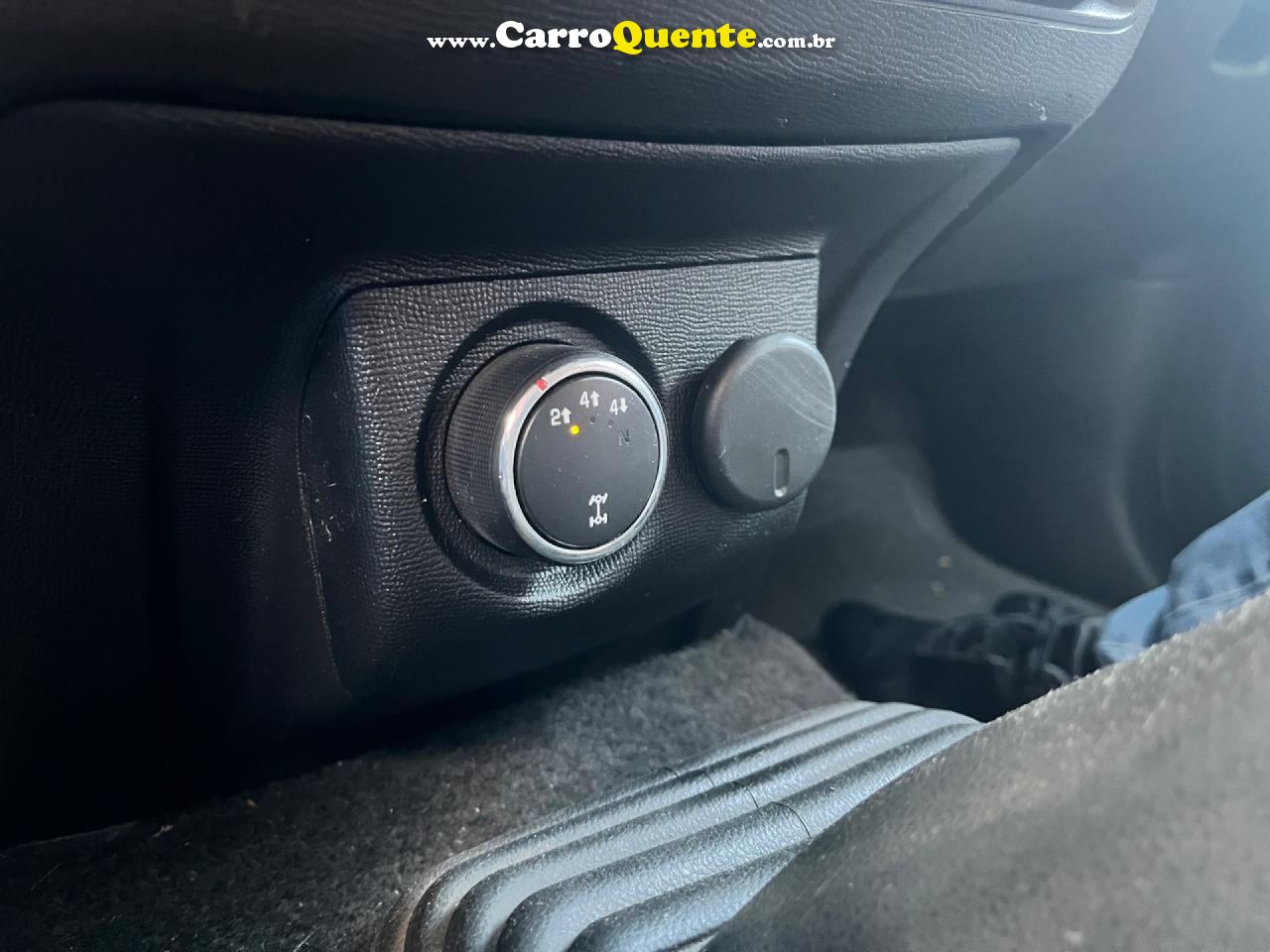 CHEVROLET   S10 PICK-UP LS 2.8 TDI 4X4 CD DIES. MEC.   BRANCO 2022 2.8 DIESEL - Loja