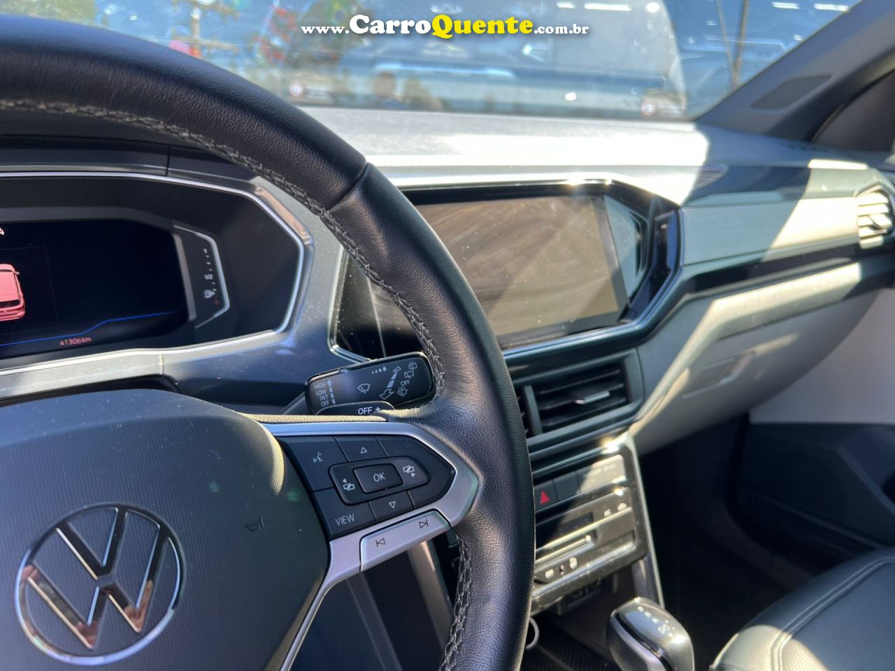 VOLKSWAGEN   T-CROSS HIG. 250 TSI 1.4 FLEX 16V 5P AUT   BRANCO 2023 1.4 FLEX - Loja