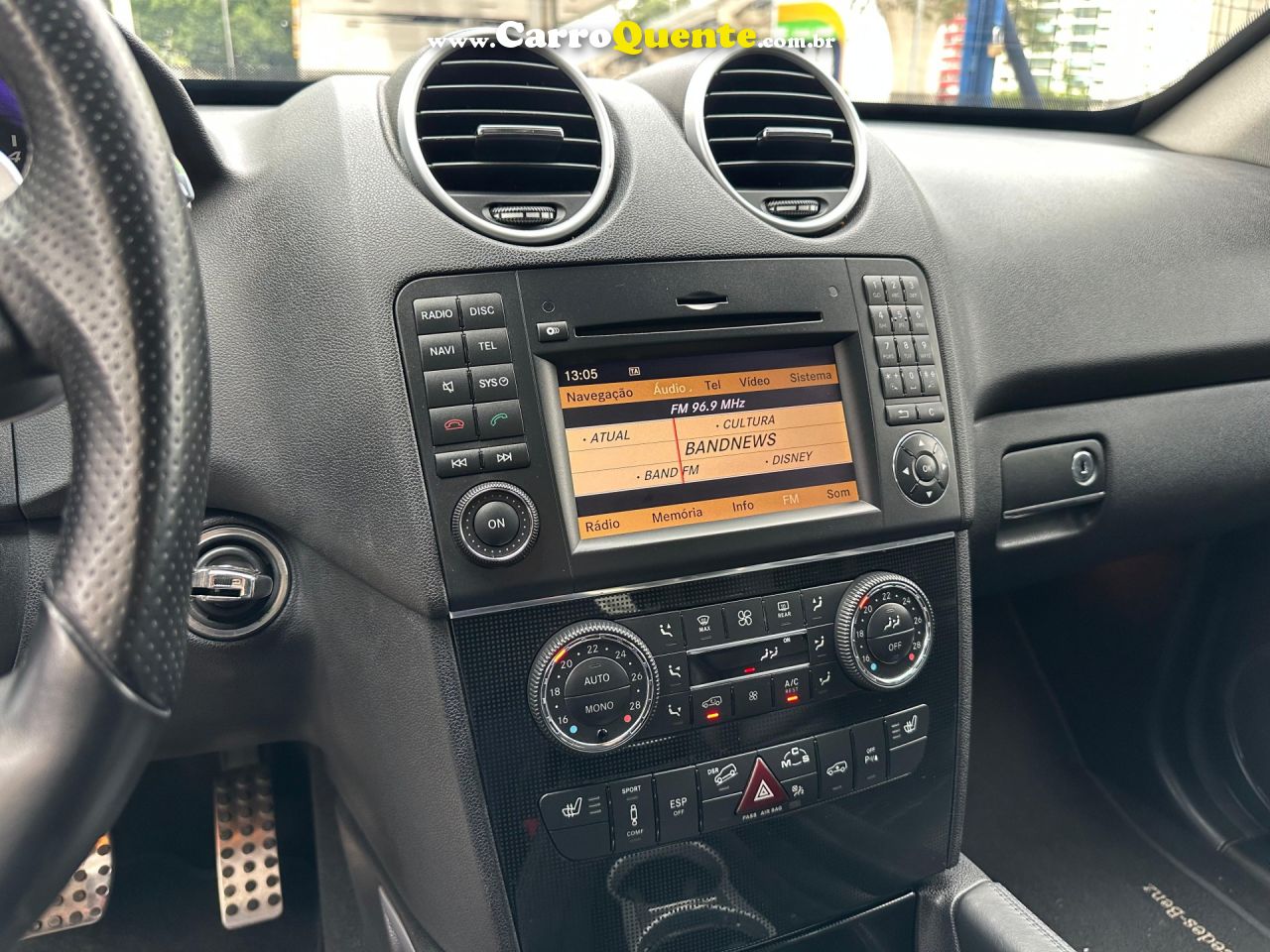 MERCEDES-BENZ   ML-63 AMG 6.2 V8 32V 510CV   PRETO 2010 6.2 V8 GASOLINA - Loja