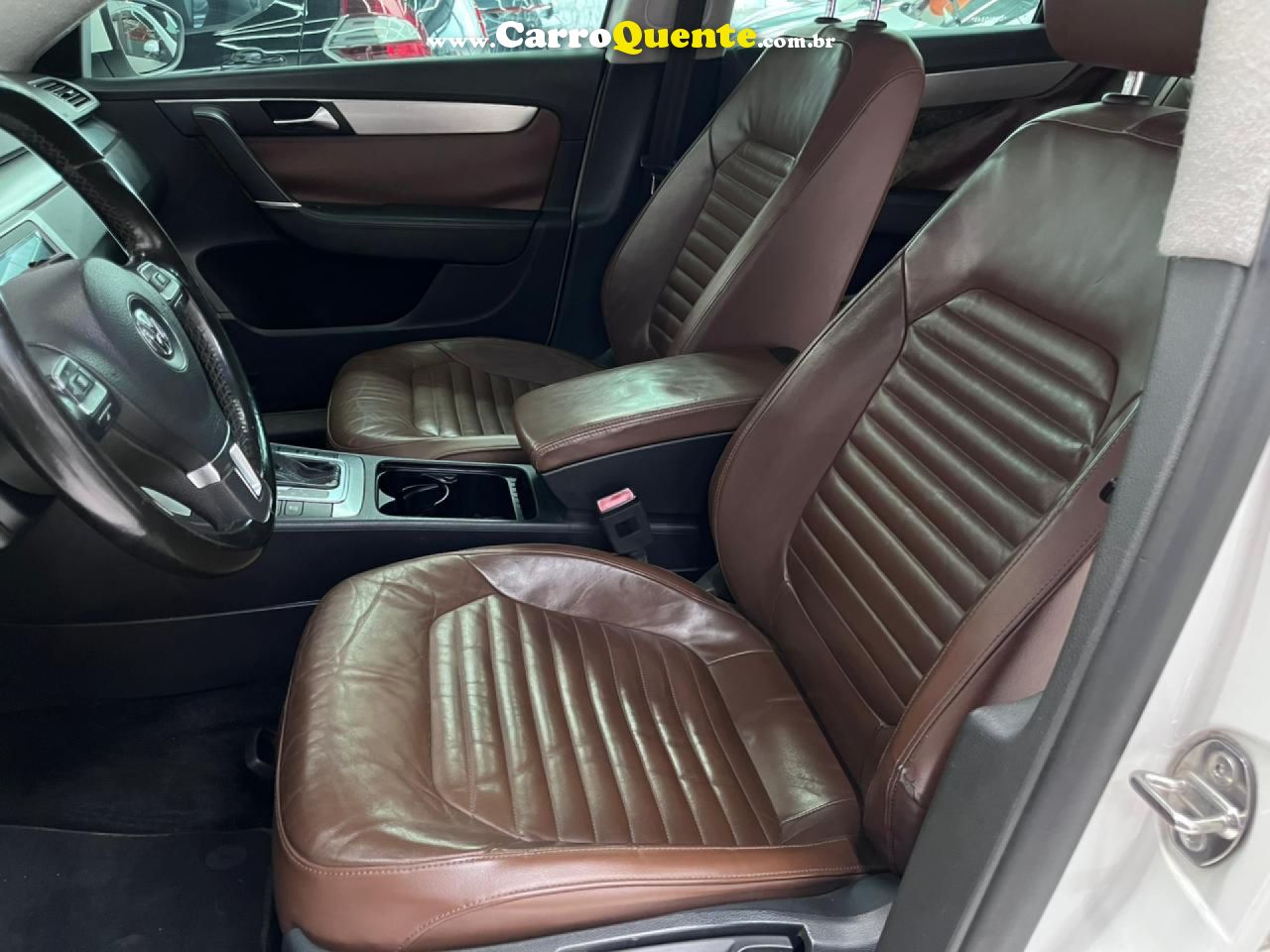 VOLKSWAGEN   PASSAT 2.0 T   BRANCO 2012 2.0 GASOLINA - Loja