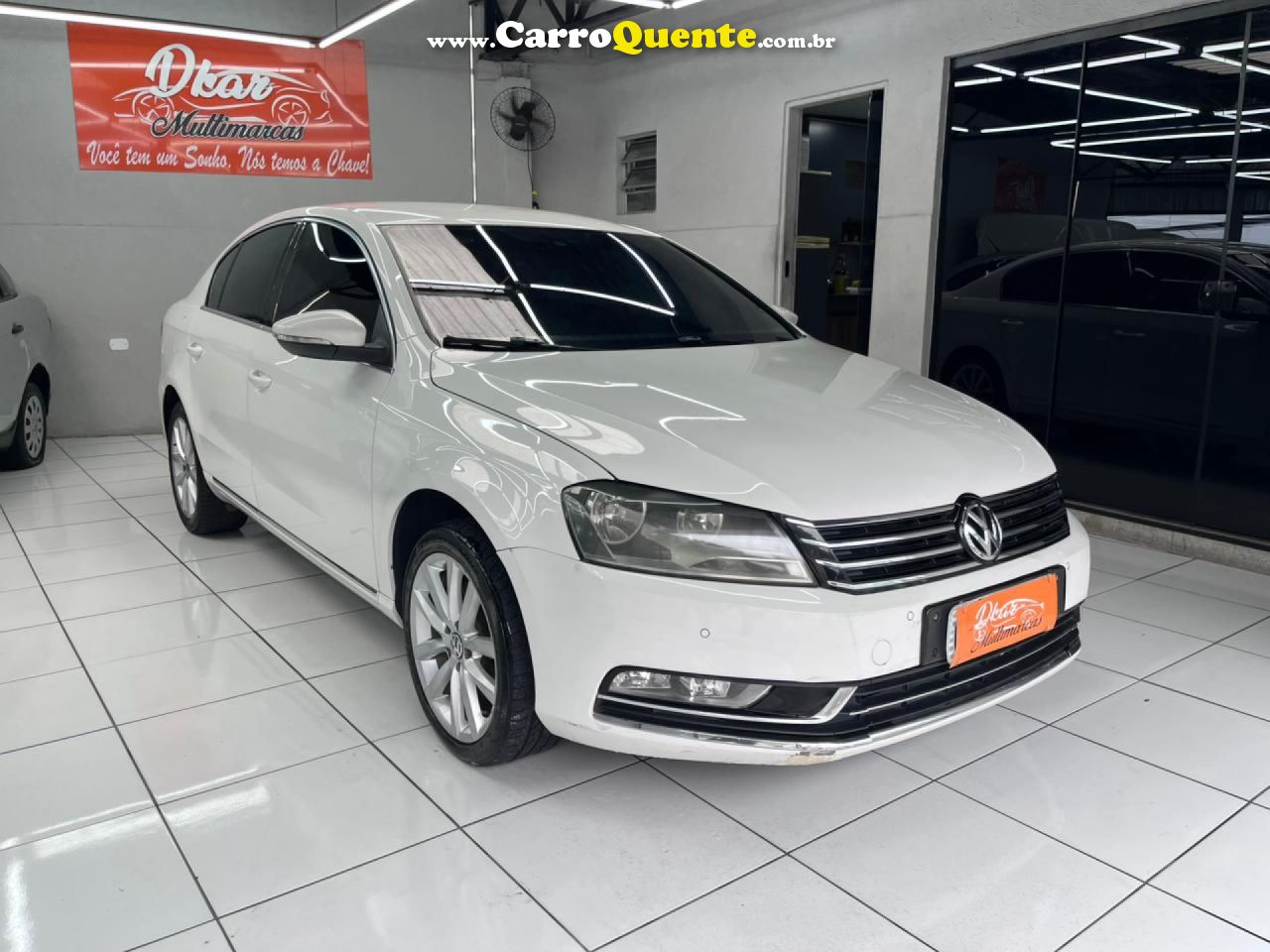 VOLKSWAGEN   PASSAT 2.0 T   BRANCO 2012 2.0 GASOLINA - Loja