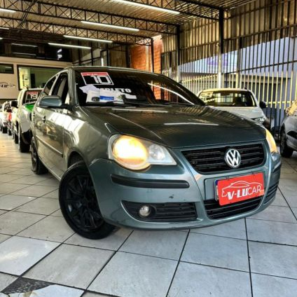 VOLKSWAGEN   POLO SEDAN I MOTION  1.6 TOTAL FLEX  4P   CINZA 2010 1.6 FLEX
