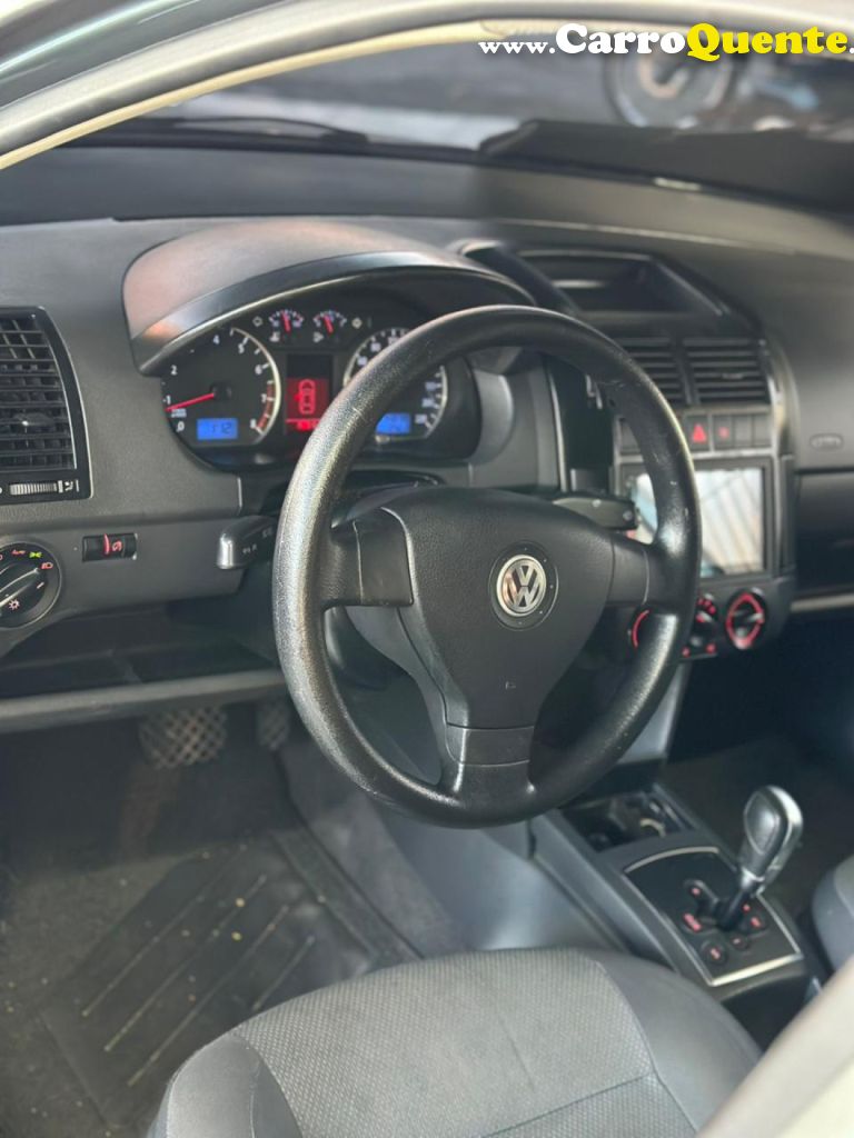 VOLKSWAGEN   POLO SEDAN I MOTION  1.6 TOTAL FLEX  4P   CINZA 2010 1.6 FLEX - Loja