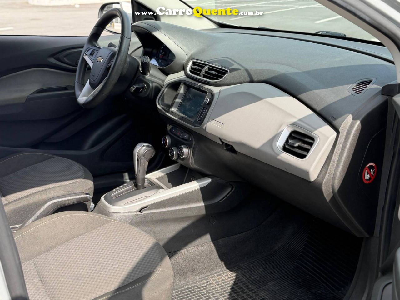CHEVROLET ONIX 1.4 MPFI LT 8V 2018 - Loja