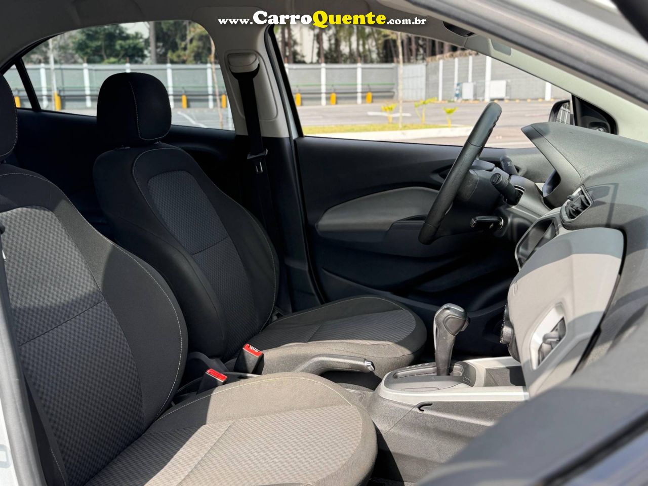 CHEVROLET ONIX 1.4 MPFI LT 8V 2018 - Loja