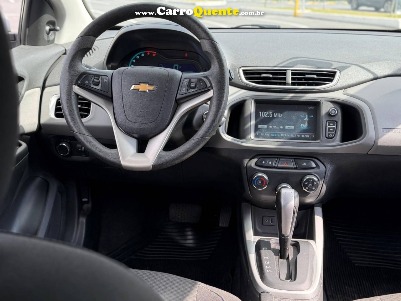 CHEVROLET ONIX 1.4 MPFI LT 8V 2018 - Loja