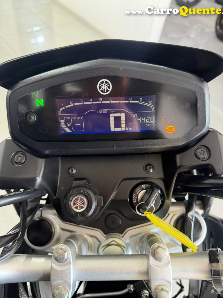 YAMAHA    XTZ 150 CROSSER Z   BEGE 2023 150 FLEX - Loja