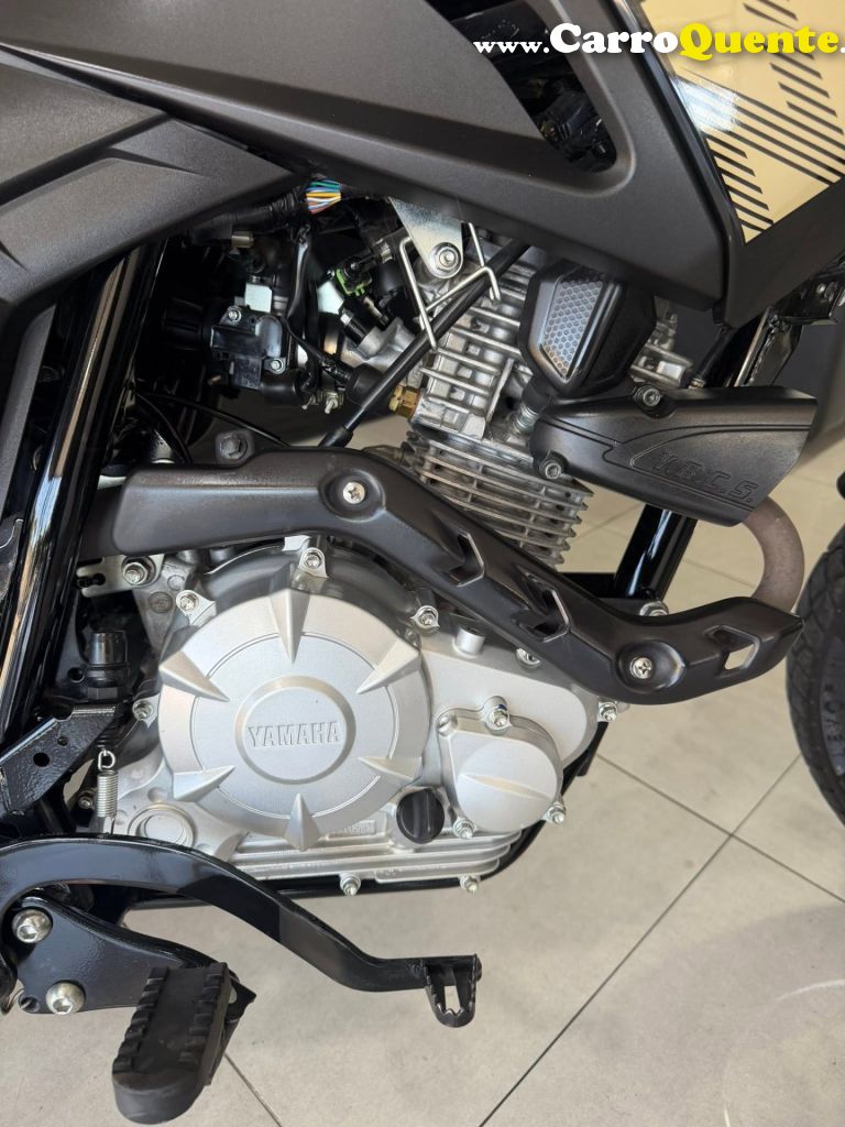 YAMAHA    XTZ 150 CROSSER Z   BEGE 2023 150 FLEX - Loja