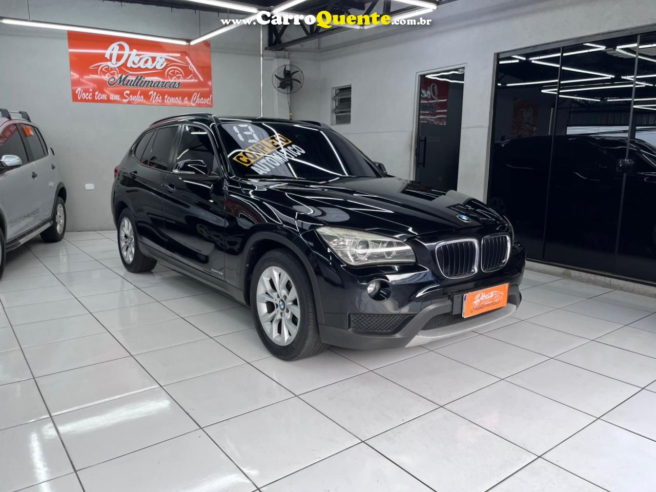 BMW   BMW X1 SDRIVE1 8I VL 31   PRETO 2013 2.0 GASOLINA - Loja