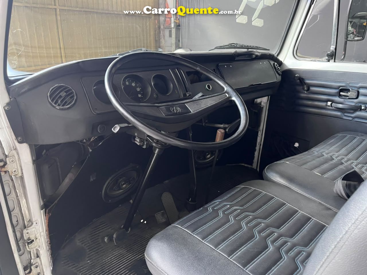 VOLKSWAGEN   KOMBI PICK UP   BRANCO 1993 1.6 ÁLCOOL - Loja