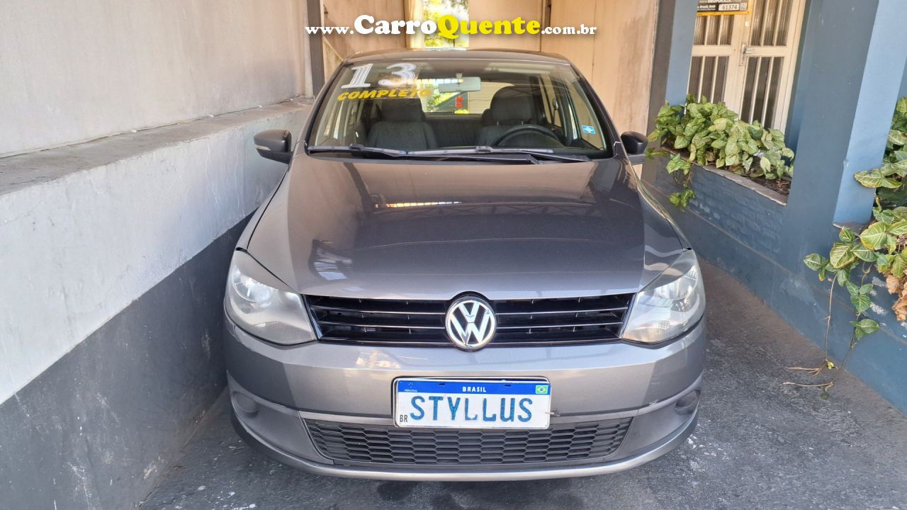 VOLKSWAGEN   FOX 1.6 MI TOTAL FLEX 8V 5P   CINZA 2013 1.6 FLEX - Loja