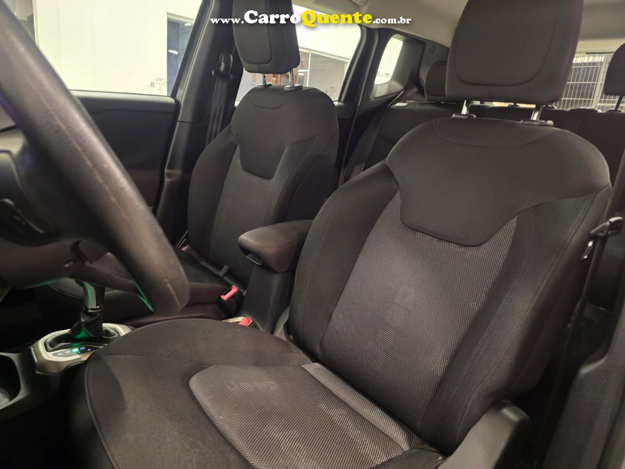 JEEP   RENEGADE SPORT 1.8 4X2 FLEX 16V AUT.   PRETO 2018 1.8 FLEX - Loja