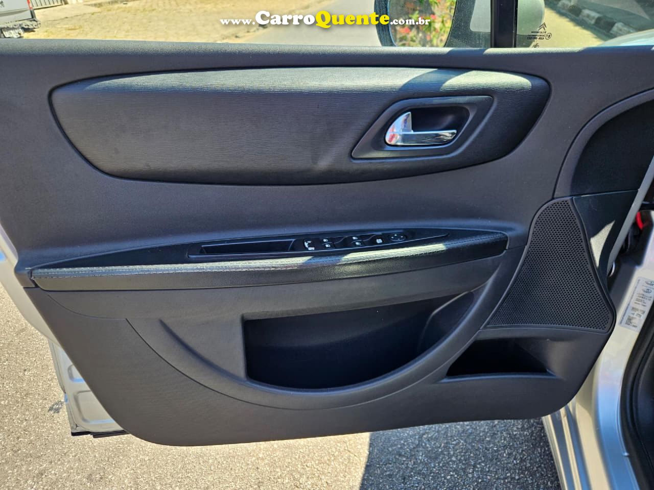 CITROËN   C4 GLX 1.6 FLEX 16V 5P MEC.   PRATA 2013 1.6 FLEX - Loja
