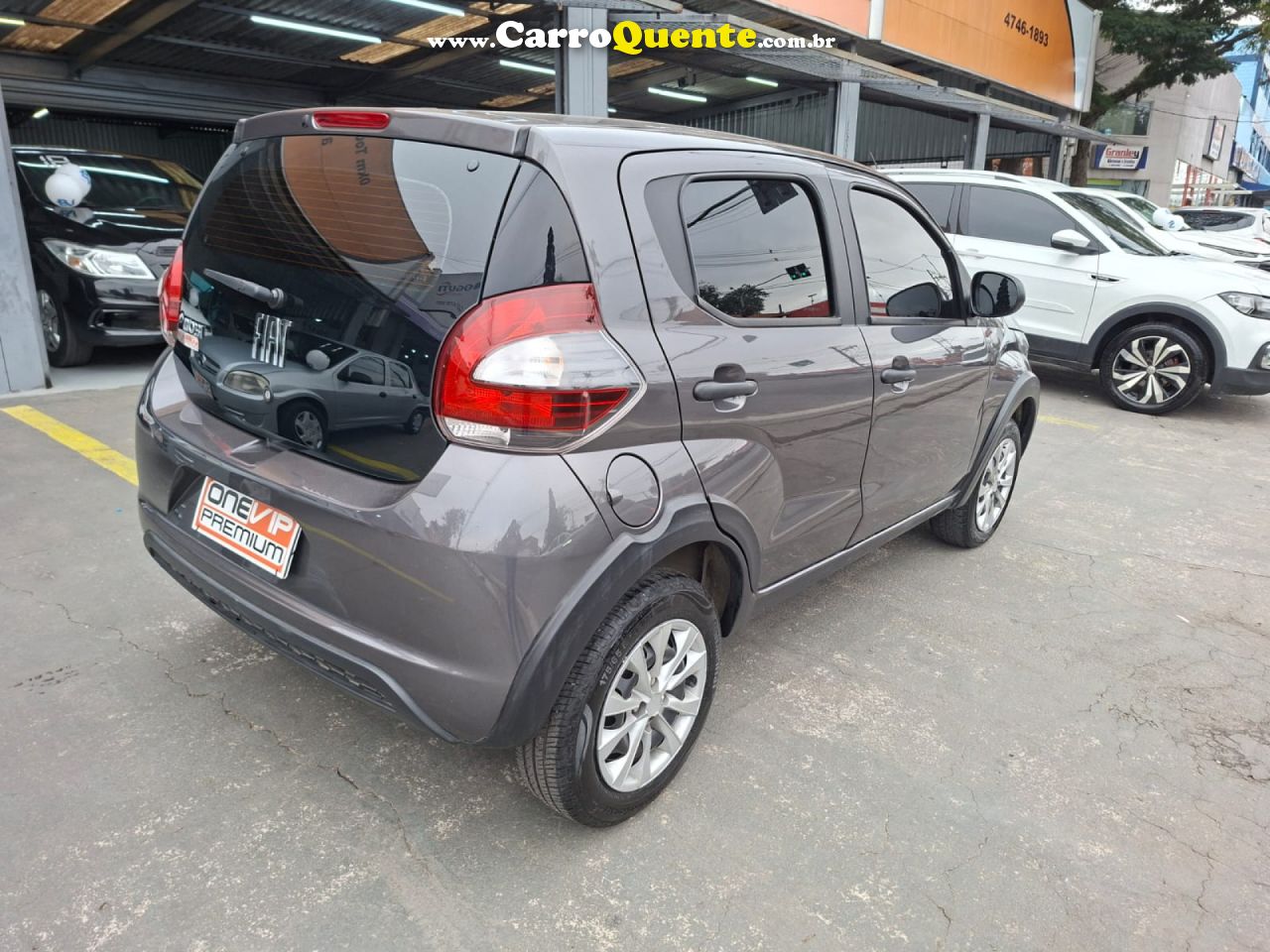 FIAT   MOBI LIKE 1.0 FIRE FLEX 5P.   CINZA 2024 1.0 FLEX - Loja